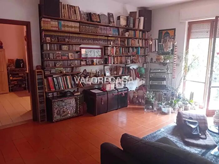 Appartamento quadrilocale in vendita in Carrara