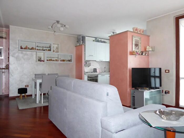 Appartamento trilocale in vendita in Via Nazario Sauro, Stradella