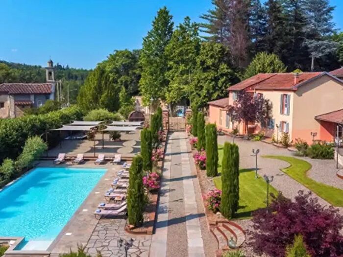 Casa con 6 locali in vendita in Piazza San Guido, Acqui Terme