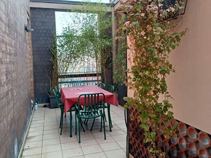 Appartamento quadrilocale in affitto in via Lanzone, SantAmbrogio, Milano