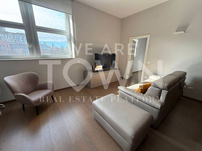 Appartamento bilocale in affitto in Via Giampietro Lucini, Maggiolina, Milano