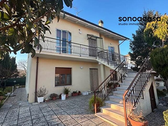Casa con 5 locali in vendita in Via Friuli, Monte Porzio