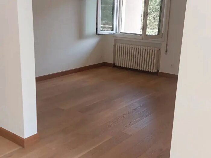 Casa quadrilocale in affitto in Via Albona, Padova