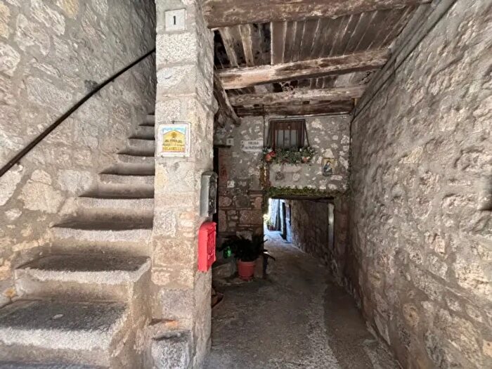 Appartamento bilocale in vendita in Via Porta Fiorentina, Bolsena