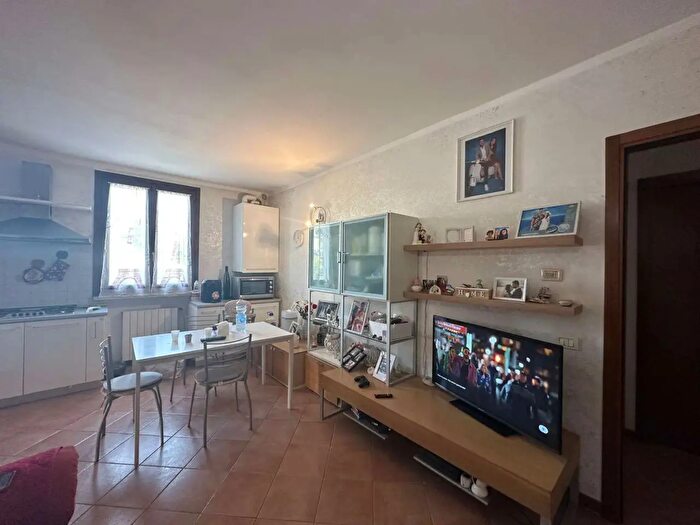 Appartamento trilocale in affitto in Mantova