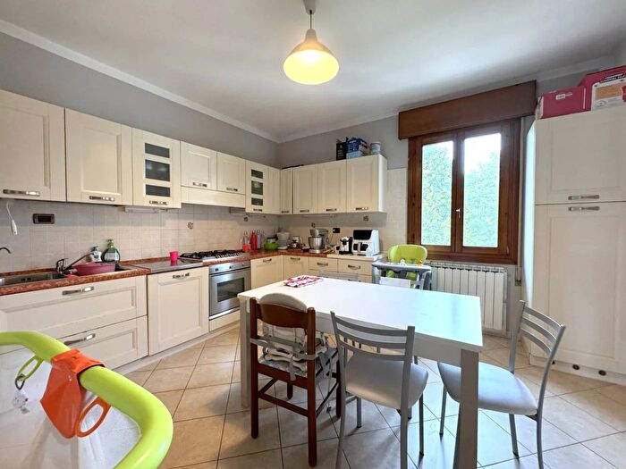 Appartamento con 5 locali in vendita in Via Risorgimento, Adria