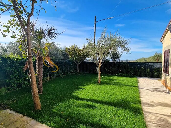 Casa con 5 locali in affitto in Filottrano