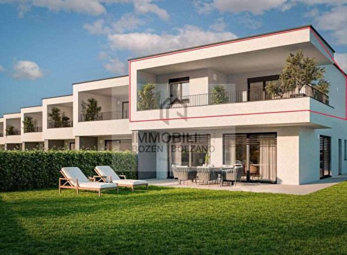 Appartamento trilocale in vendita in Via Dottor Josef Noldin, Salorno