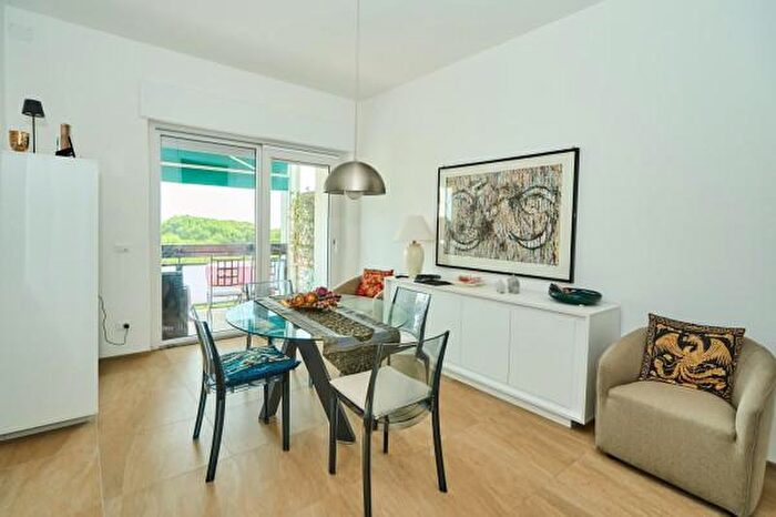 Appartamento trilocale in vendita in Viale Bologna, Cervia