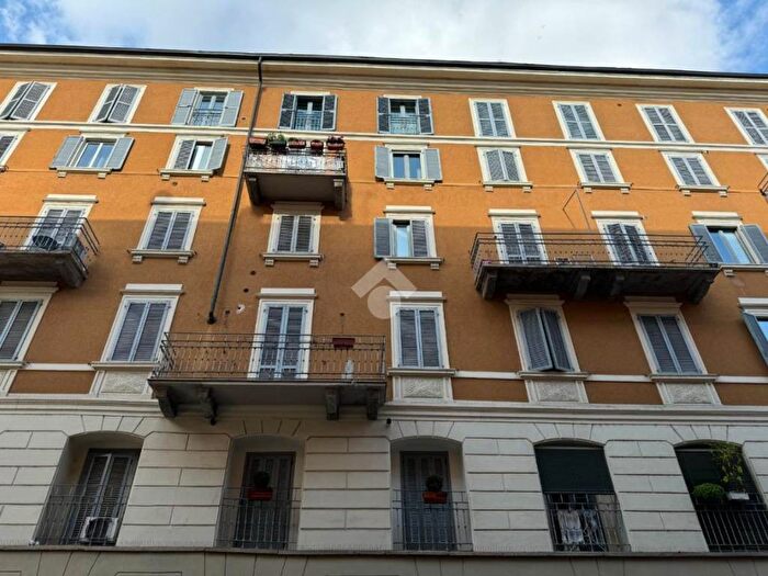 Appartamento monolocale in affitto in Via Bezzecca, Montenero, Milano