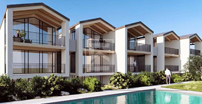 Appartamento bilocale in vendita in Via Castellana, Soiano Del Lago
