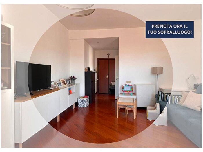 Appartamento trilocale in affitto in Viale del Lavoro, Ciampino