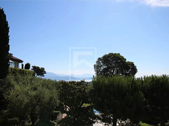 Appartamento bilocale in vendita in Via Sotto Raso, Polpenazze del Garda