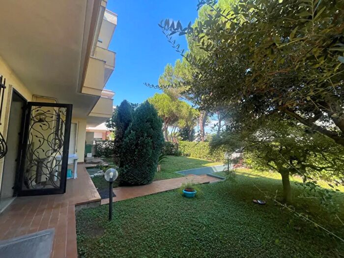 Appartamento con 5 locali in vendita in Abano Terme