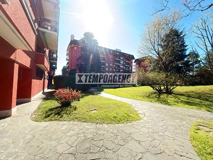 Appartamento trilocale in vendita in Via Giacomo Matteotti, Assago