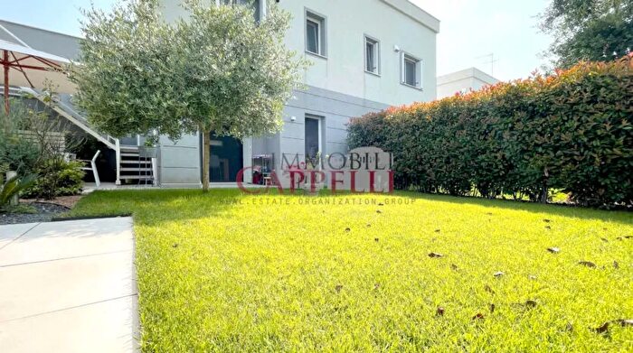 Casa con 5 locali in vendita in Via Grazia Deledda Forlimpopoli Forlìcesena Forlimpopoli, Forlimpopoli