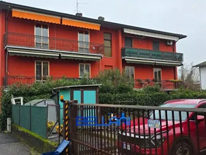 Appartamento trilocale in vendita in Via Giuseppe Verdi, Fombio