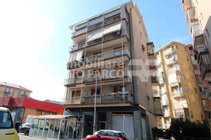 Appartamento trilocale in vendita in Via Giovanni Cravero Torino, Torino