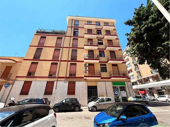 Appartamento trilocale in vendita in Via Pola Brindisi, Brindisi