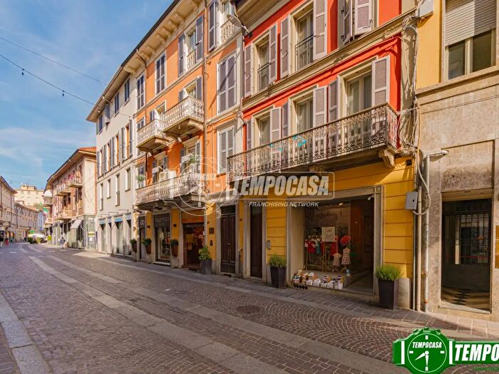 Appartamento bilocale in vendita in Via Emilia, Voghera