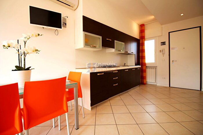 Appartamento trilocale in affitto in Via Dalmazia ° Accesso, Jesolo