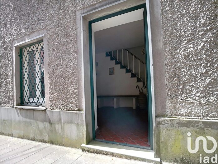 Appartamento con 5 locali in vendita in Via Statale, Ne