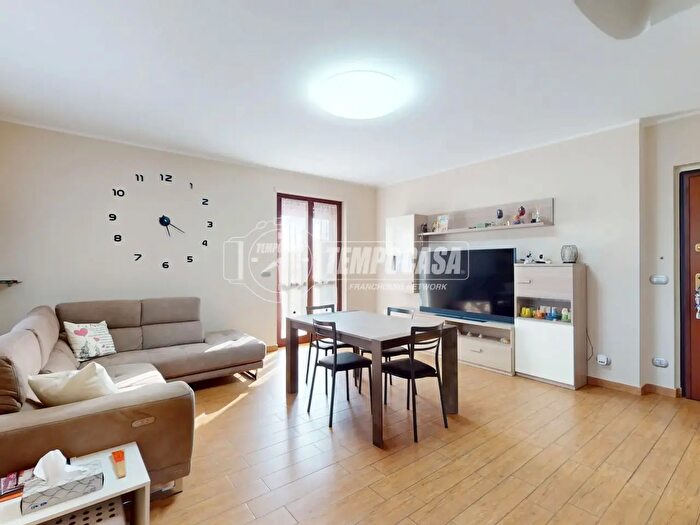 Appartamento trilocale in vendita in Strada Genova, Moncalieri
