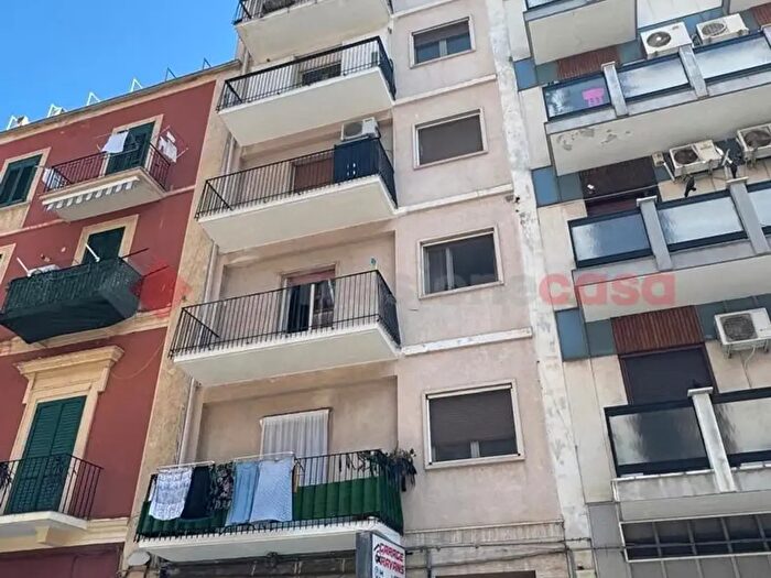 Appartamento bilocale in vendita in Via Pietro Ravanas, Bari