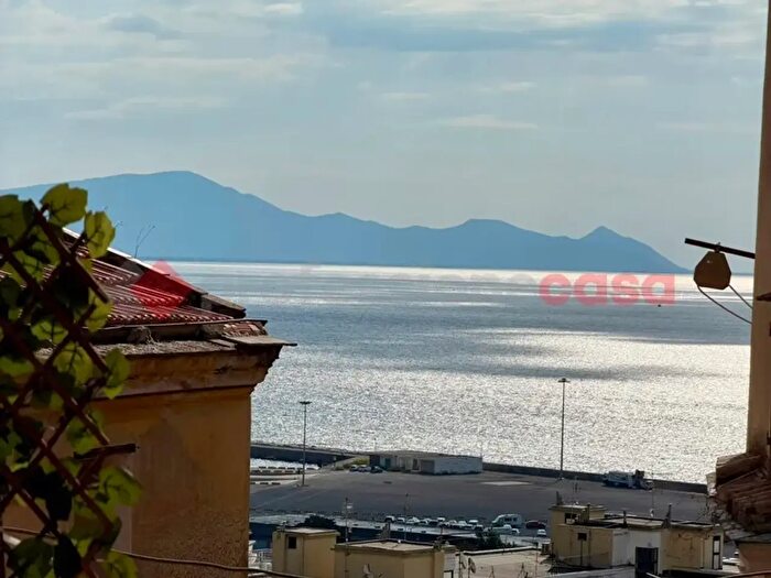 Appartamento bilocale in vendita in Via Traiano, Formia