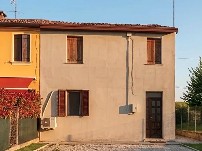 Casa con 5 locali in vendita in Boscochiaro Via dei Mille, Cavarzere