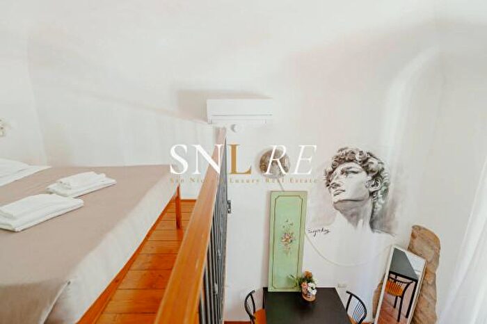 Appartamento con 6 locali in vendita in Via Solferino, Firenze