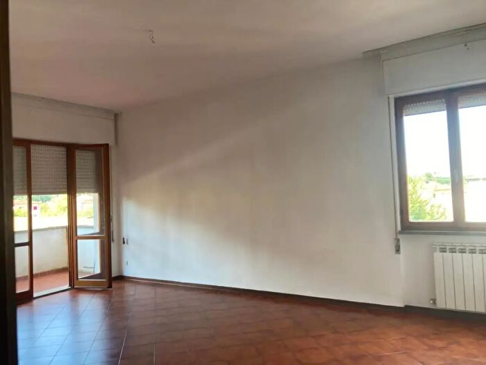 Appartamento con 5 locali in vendita in Lucca