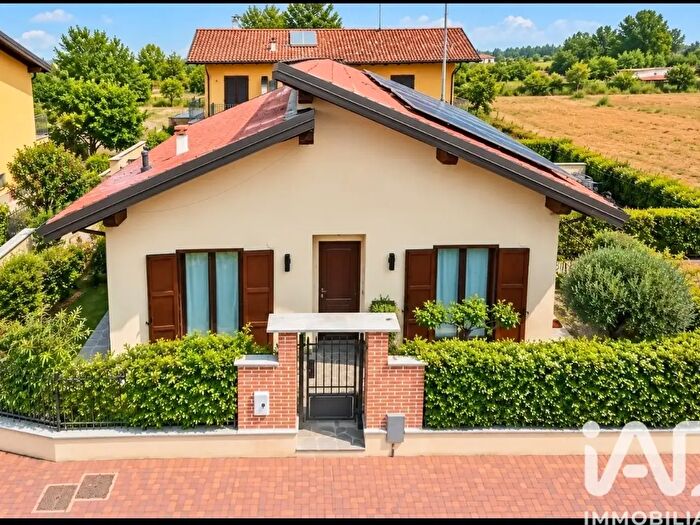 Casa quadrilocale in vendita in Via del Gatto, Gravellona Lomellina