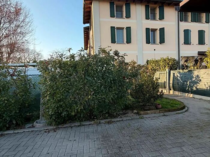 Appartamento con 5 locali in vendita in San Giovanni In Persiceto