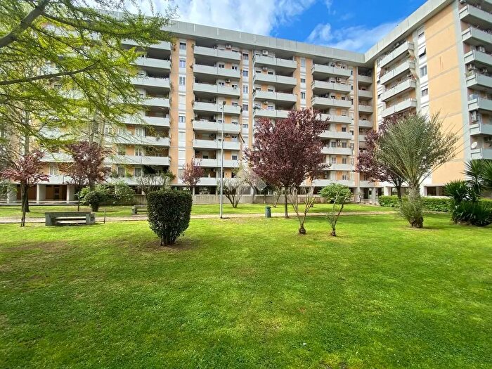 Appartamento bilocale in vendita in Via Angelica Balabanoff, Roma