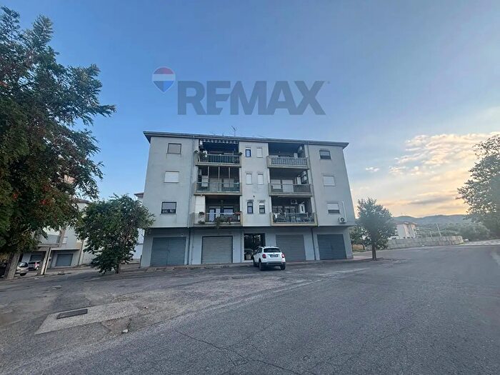 Appartamento con 5 locali in vendita in Via Cannata Snc, CoriglianoRossano