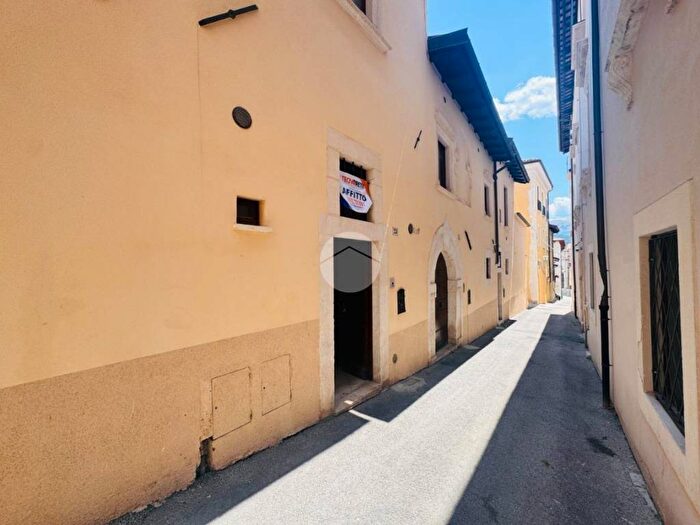Appartamento monolocale in affitto in Via san martino, Duomo Fontana Luminosa, L'Aquila