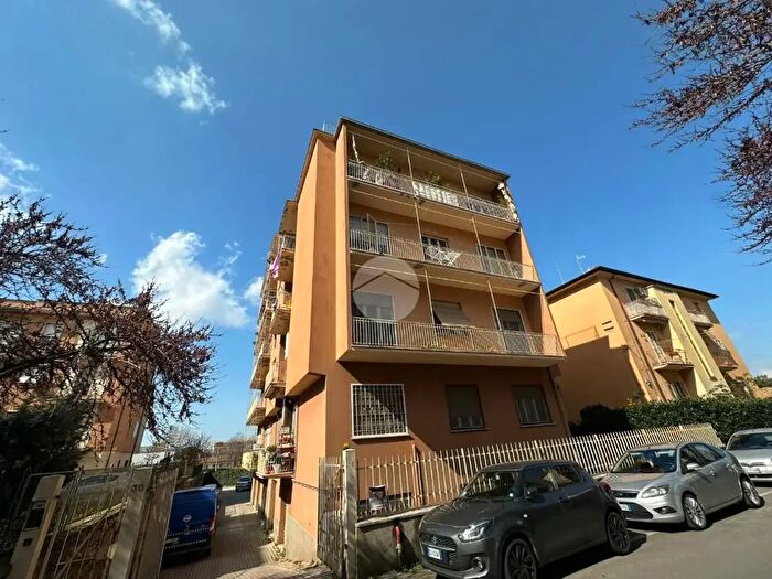 Appartamento con 5 locali in vendita in Via Gorizia, Viterbo