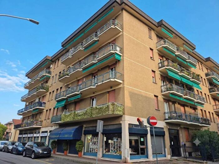 Appartamento bilocale in affitto in Via Stelvio, Centro, Arese