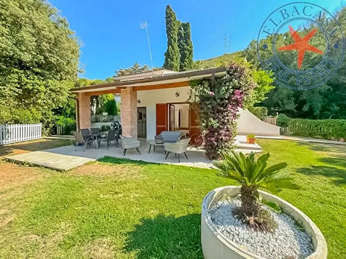 Casa con 5 locali in vendita in Loc Bagnaia Snc, Portoferraio