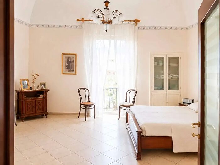 Casa trilocale in vendita in Via Leopardi, Bitonto
