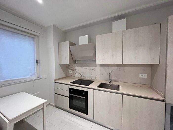 Appartamento con 5 locali in affitto in Lungomare, Viareggio