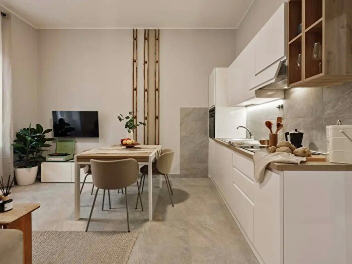 Appartamento monolocale in affitto in Via Luigi Porro Lambertenghi, Milano