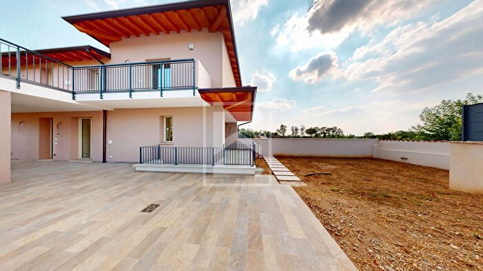 Casa con 5 locali in vendita in Broli, Calcinato