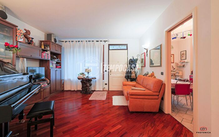 Appartamento con 5 locali in vendita in Via Zampeschi, Ravenna