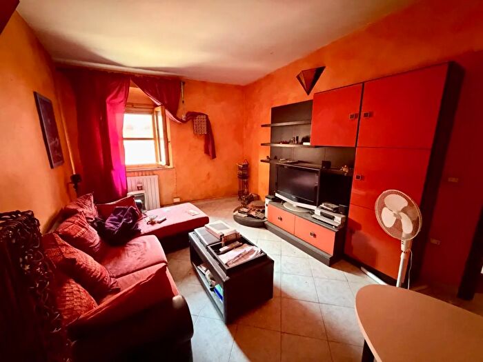 Appartamento trilocale in vendita in Via Tosco Romagnola, Calcinaia