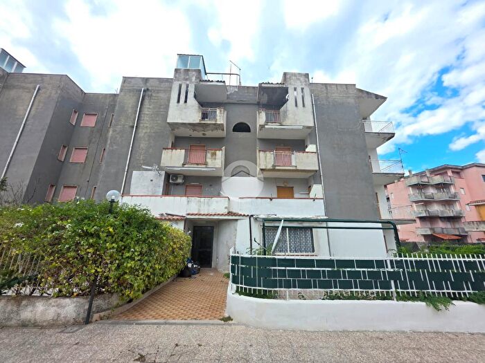 Appartamento trilocale in vendita in Via Campo Volo, Scalea