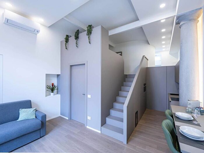 Appartamento bilocale in affitto in Viale Sabotino, Porta Romana Medaglie d'Oro, Milano
