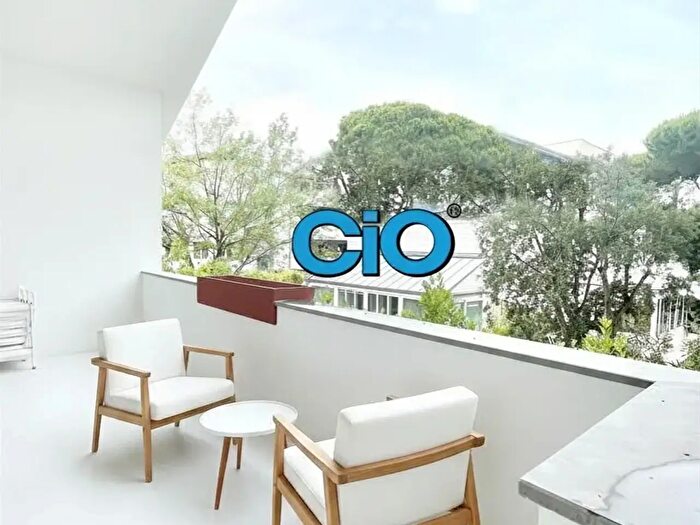 Casa con 9 locali in vendita in Cervia