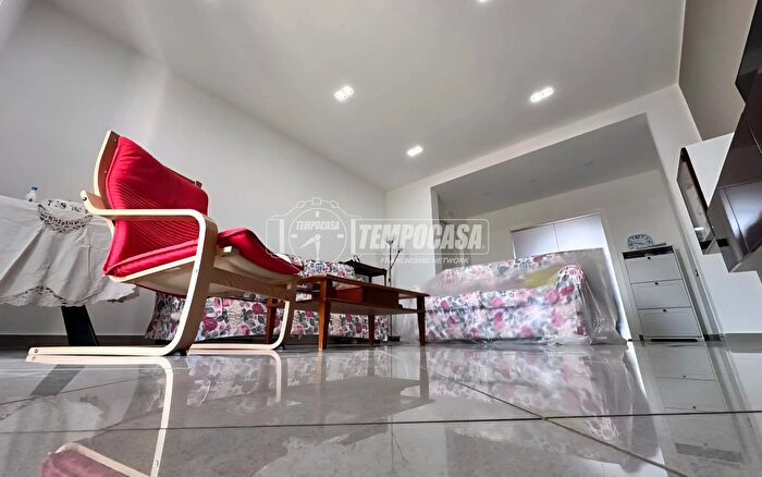 Appartamento quadrilocale in vendita in Via Giulio Cesare, Melito Di Napoli